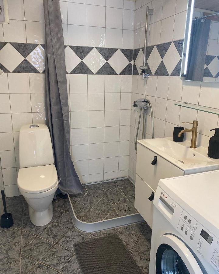 Gardshuset Mitt I Centrala Gaevle المظهر الخارجي الصورة